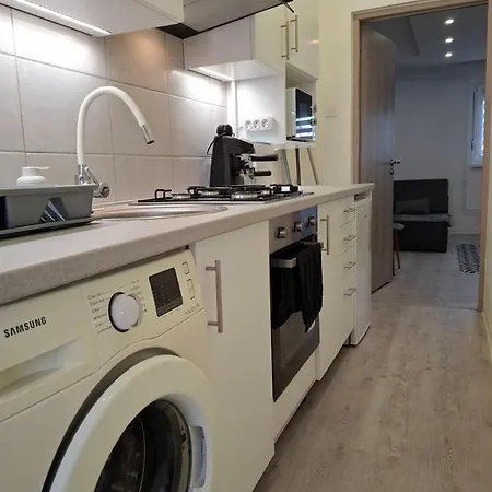 Belvarosi Self Check-in شقة *